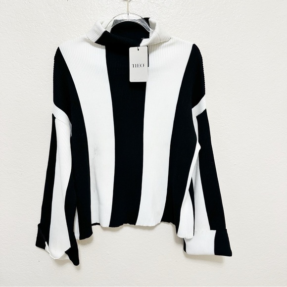 New Theo the label Minerra Knit Striped Mock Neck size S - Picture 3 of 10